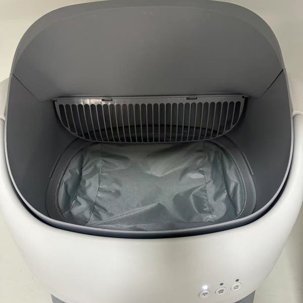 Smart-self-cleaning-cat-litter-box